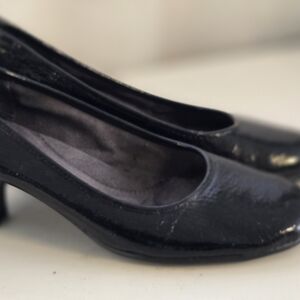 Elegant Black Women's Shoes